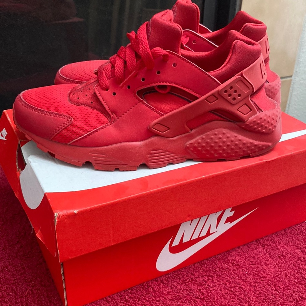 Nike Red Huarache
